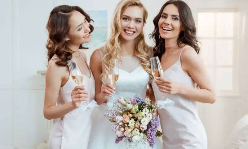 Met Vriendinnen Trouwjurken Passen