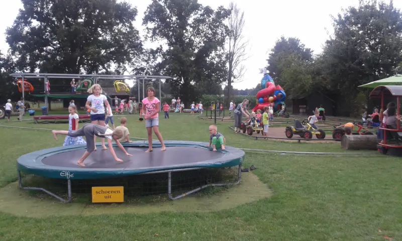 Trampoline