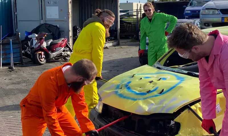 Auto wrikken ragecar