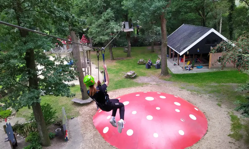 Speeltuin en Zipline