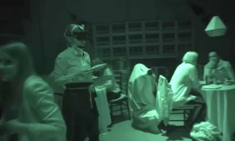 Dineren in het donker