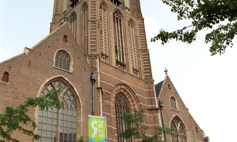 Buitenkant Laurenskerk