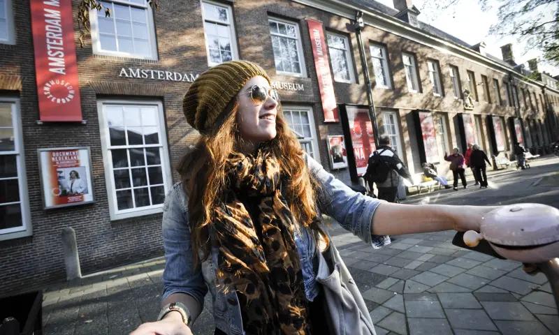 Fietsen naar Amsterdam Museum