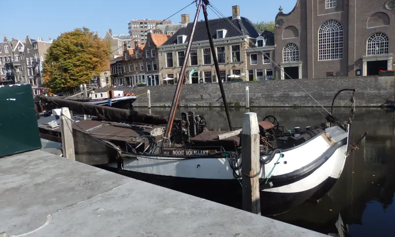 Schip in de Gracht