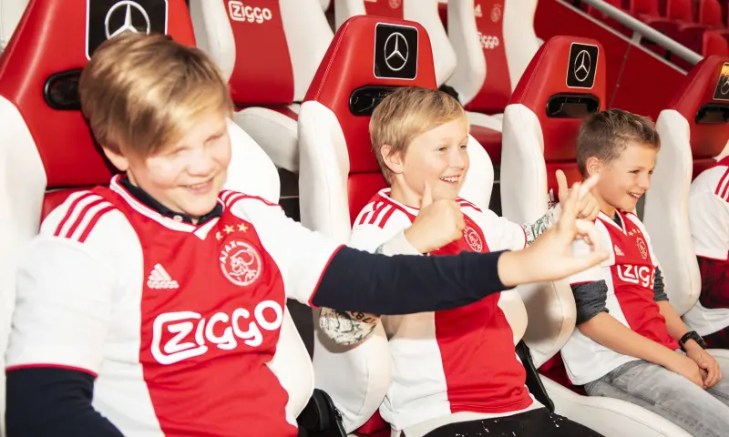 Kinderen in het stadion