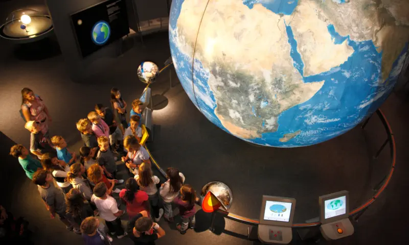 Kinderen in het museum