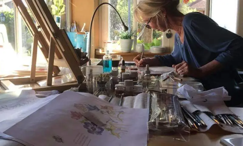 Porselein schilderen bij Pauline