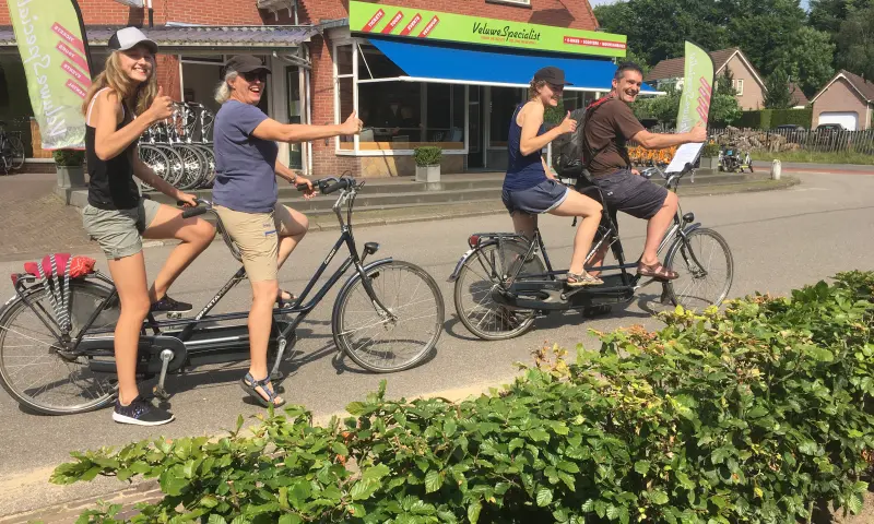 Bezoeker bij activiteit