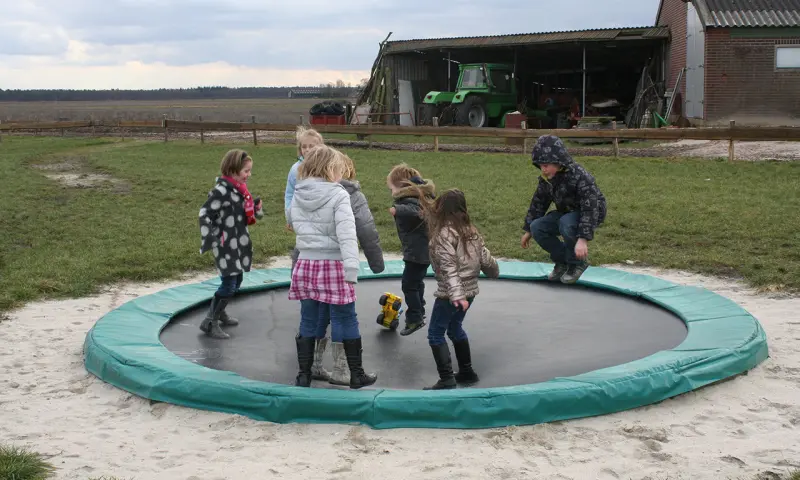 Trampoline