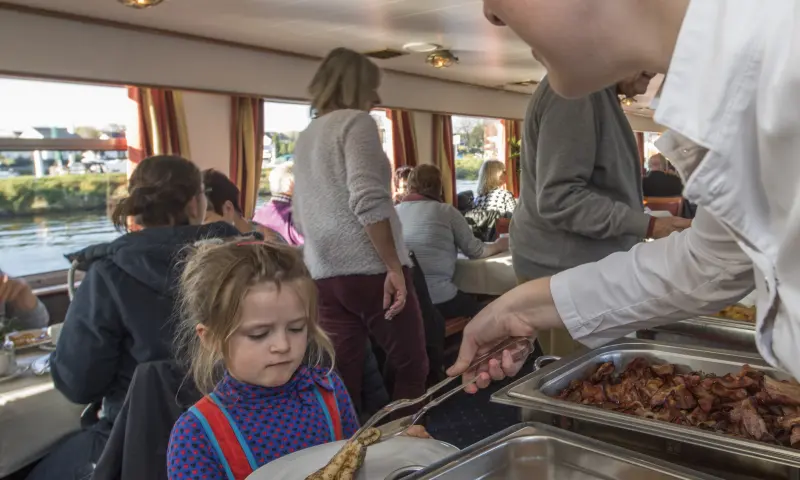Pannenkoek op de boot