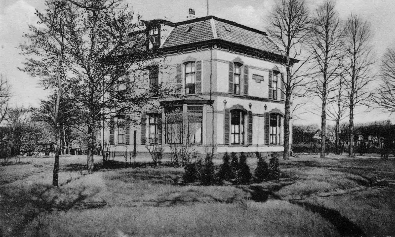 Directie hotel voor hoge ambtenaren uit den Haag