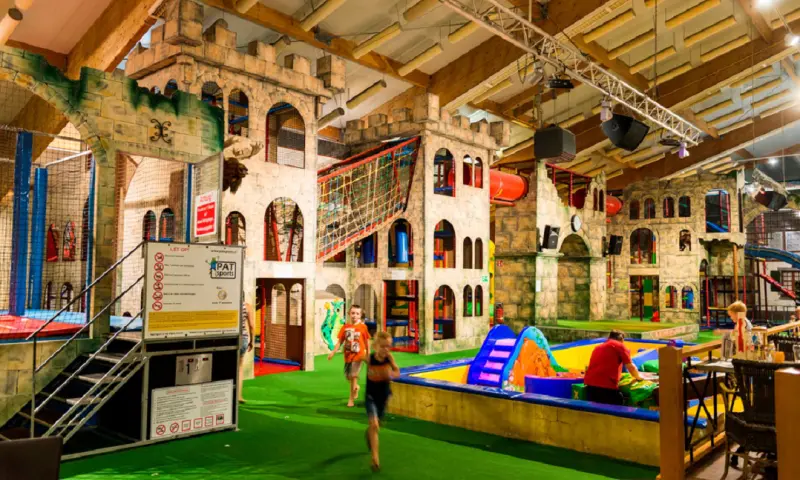 Binnen speeltuin kasteel