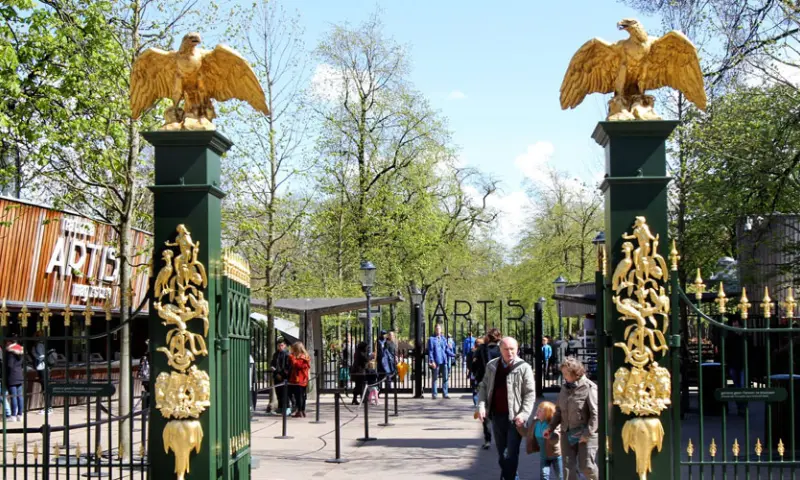 Ingang van Artis
