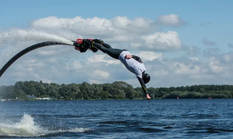 Flyboarden