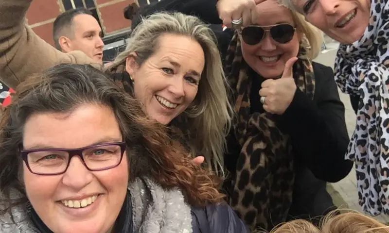 Groep bij Centraal Station Amsterdam