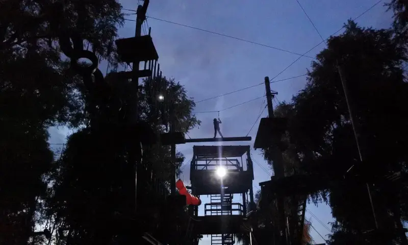 Klimpark in het Donker