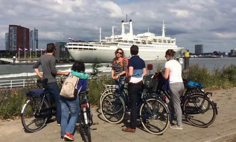 Fiets Tour door de haven