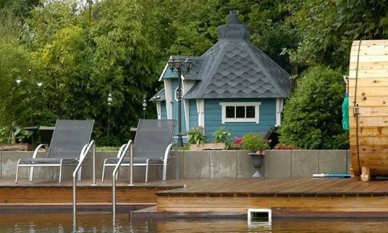 sauna aan het water