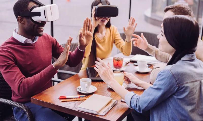 VR