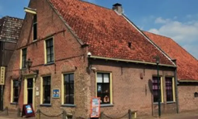 Buitenkant van het museum