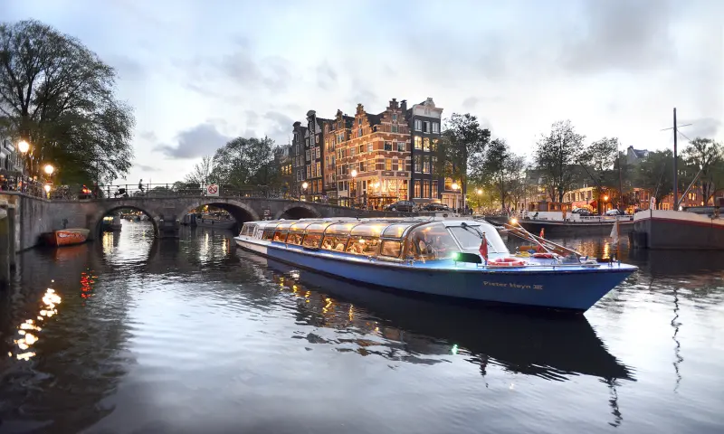 Cocktail Cruise Amsterdam