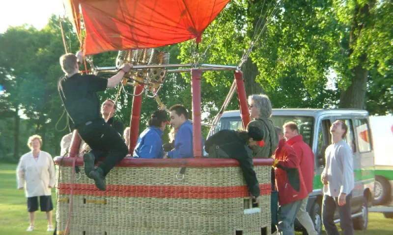 Luchtballon Zaltbommel Varen