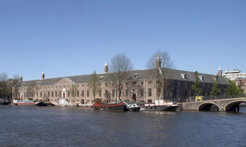 Buitenkant van het museum