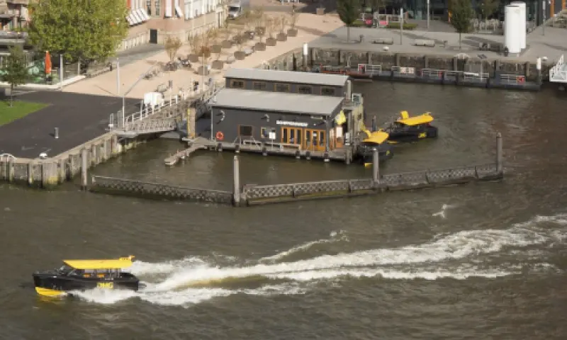 Varen met watertaxi