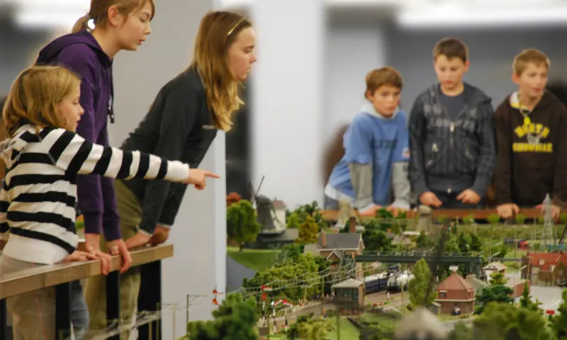 Bezoekers in Miniworld