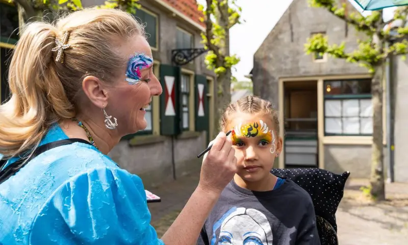 Schminken tijdens Tussen Kunst & Kidz
