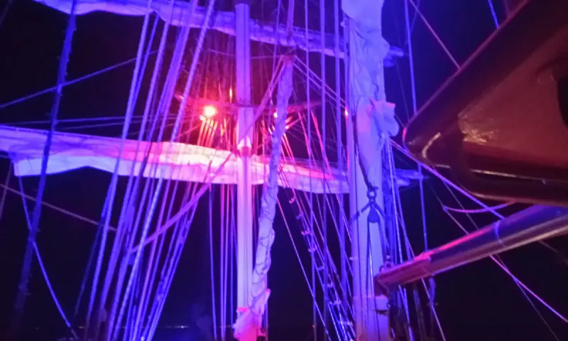 Varen in de avond
