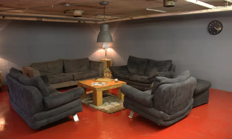Zithoek in de kelder