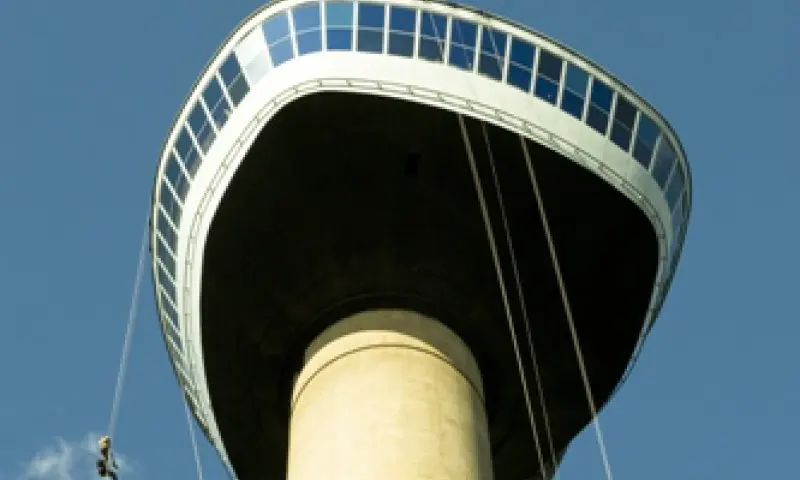 Euromast abseilen