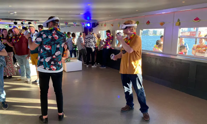 Virtual reality op een varende boot