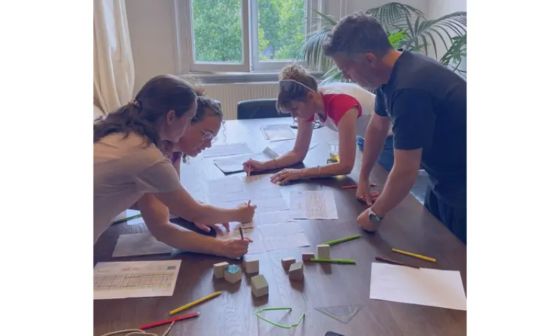 Let's Make Art Together! Team Workshop Building
