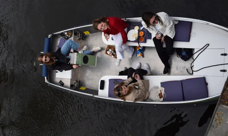 leuke sloep huren Leiden