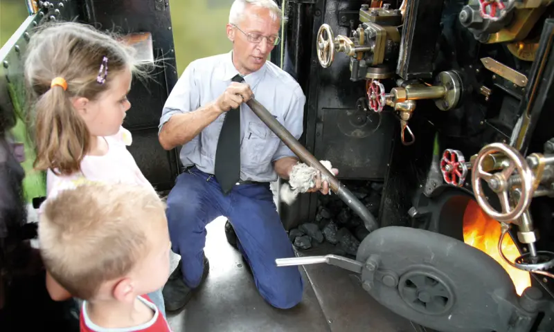 kolen verwarmen stoomtram