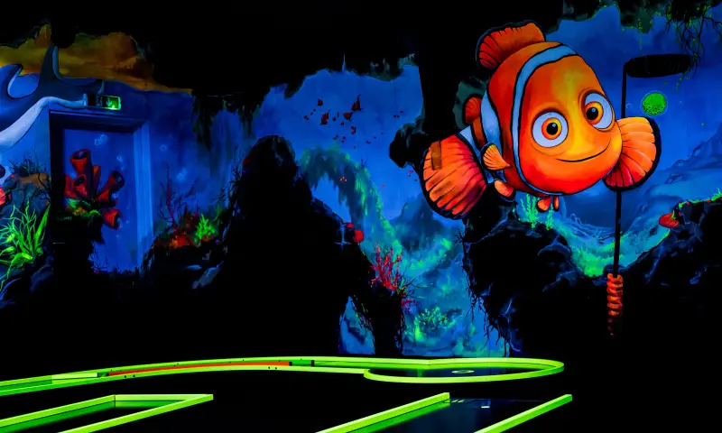 Midget Glowgolf