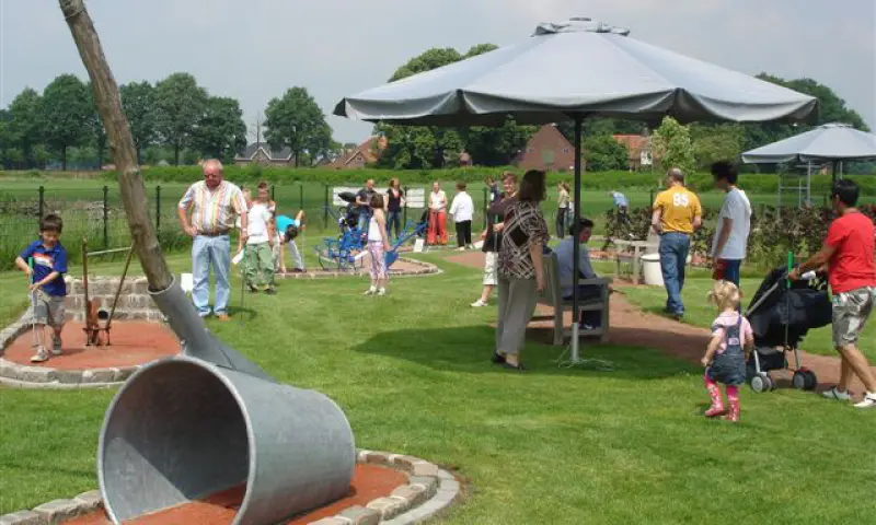 Families in pretpark