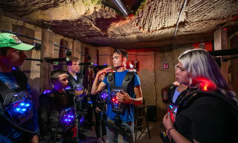 Lasergamen in Mergelgroeve