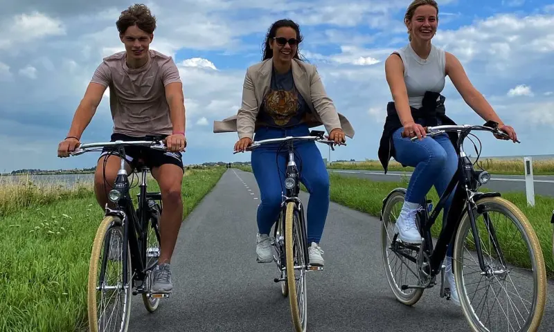 Ferry Marken Express