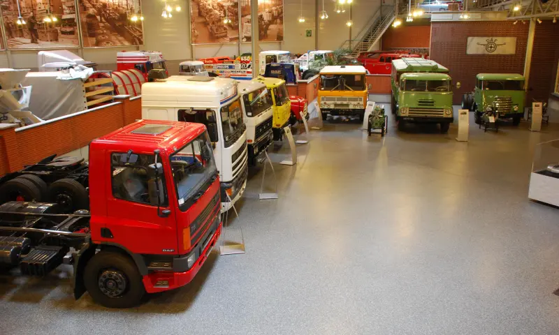 Vrachtwagen tentoongesteld