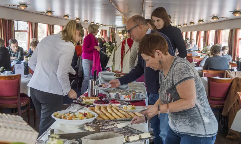 Buffet op de boot