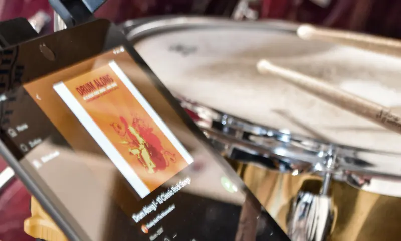 Drumles met leuke muziek