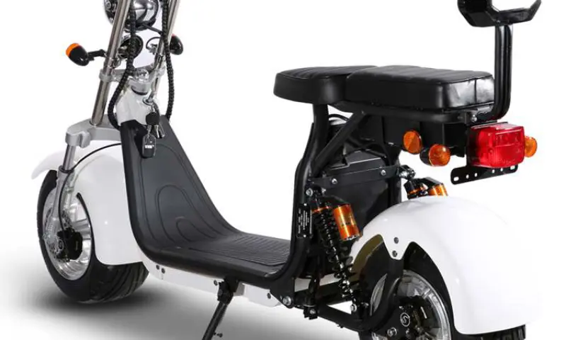 E-chopper rijden op Texel