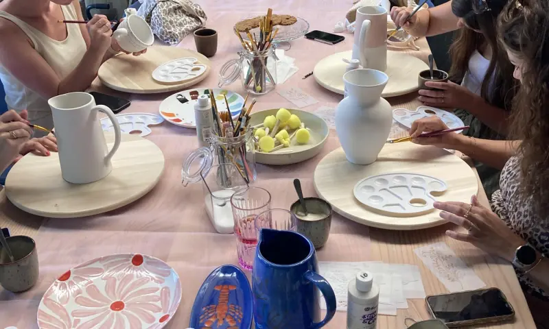 vriendinnenuitje keramiekworkshop glazuren