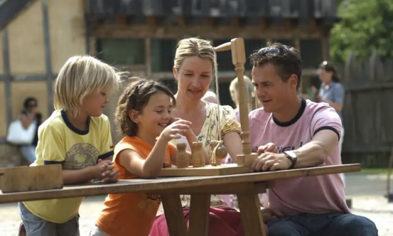 Spelletjes bij het park