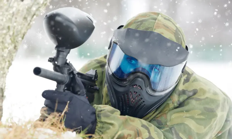 Actie tijdens paintballen