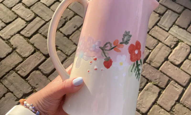 geglazuurde waterkan keramiekworkshop