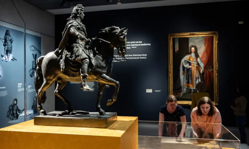 Limburgs Museum - De Zonnekoning en Oranje